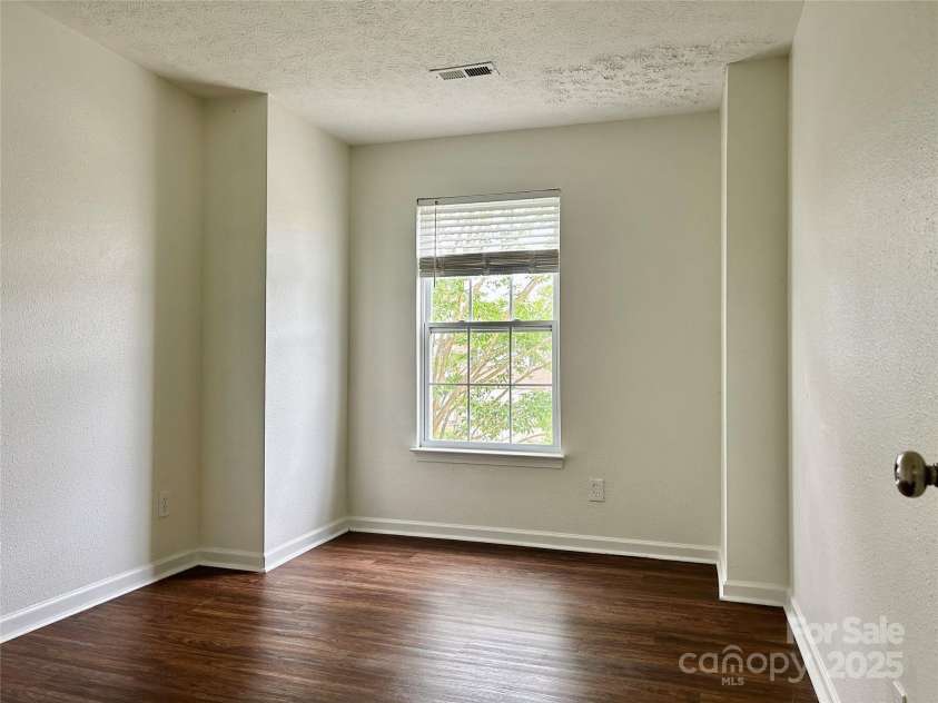 12713 Frank Wiley Lane, Charlotte, NC 28278.  MLS# CAR4250823, YatesRealty ID 18898. 