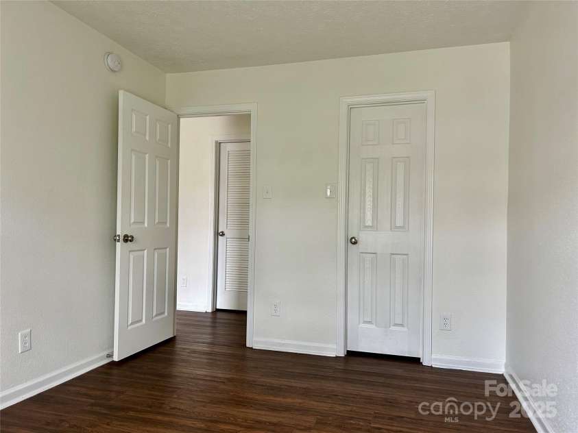 12713 Frank Wiley Lane, Charlotte, NC 28278.  MLS# CAR4250823, YatesRealty ID 18898. 