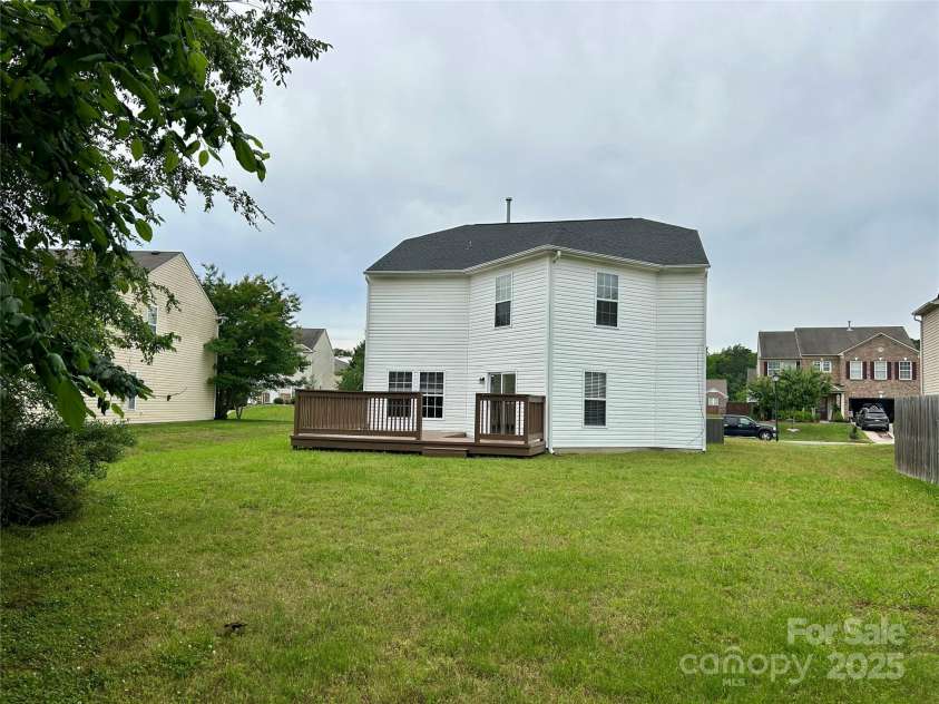 12713 Frank Wiley Lane, Charlotte, NC 28278.  MLS# CAR4250823, YatesRealty ID 18898. 