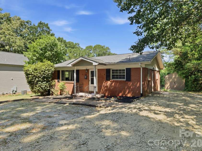 153 American Avenue, Concord, NC 28025.  MLS# CAR4373583, YatesRealty ID 18898. 