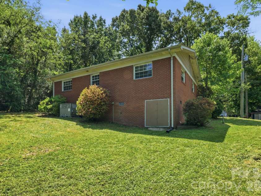 153 American Avenue, Concord, NC 28025.  MLS# CAR4373583, YatesRealty ID 18898. Backyard