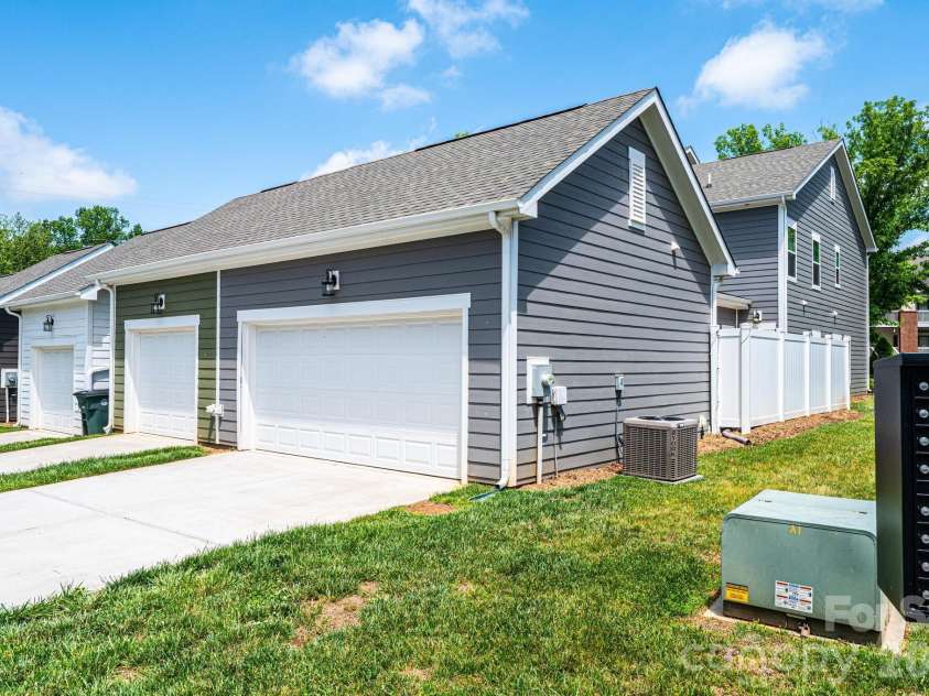 1809 Edgewater Drive, Conover, NC 28613.  MLS# CAR4378446, YatesRealty ID 18899. 