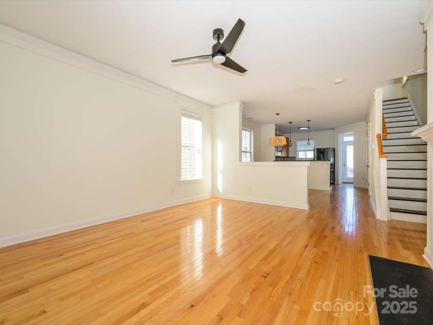 541 Jetton Street, Davidson, NC 28036.  MLS# CAR4253876, YatesRealty ID 18899. 