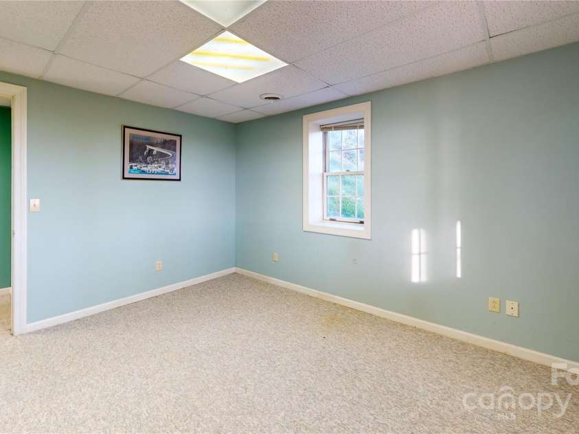 11 Wildflower Lane, Newland, NC 28657.  MLS# CAR4313301, YatesRealty ID 189. 