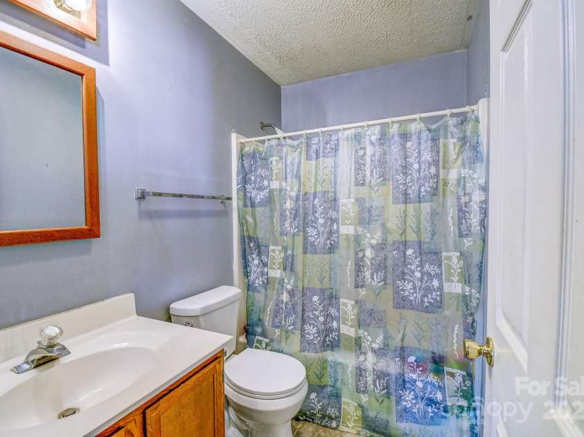 11146 NC 9 Highway, Columbus, NC 28722.  MLS# CAR4179957, YatesRealty ID 189. 