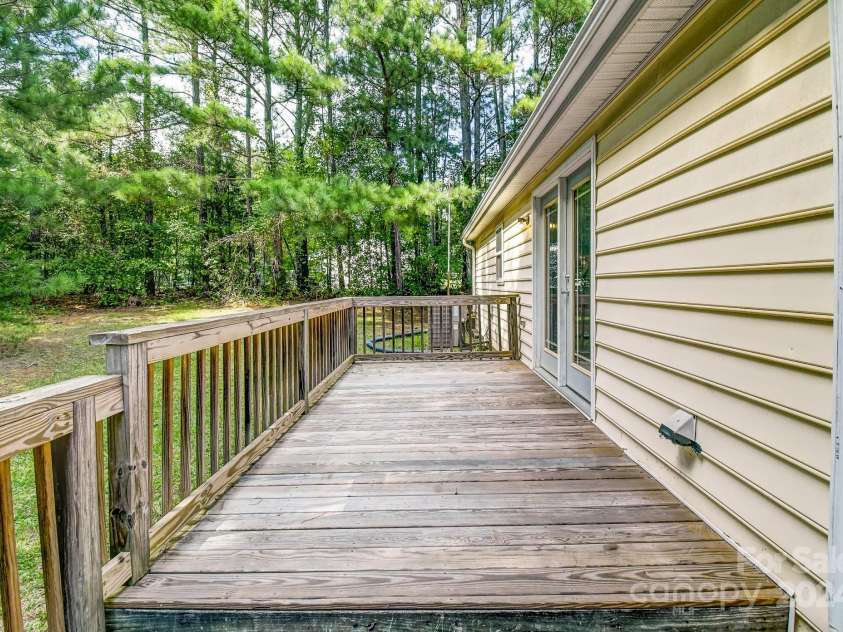 11146 NC 9 Highway, Columbus, NC 28722.  MLS# CAR4179957, YatesRealty ID 189. 