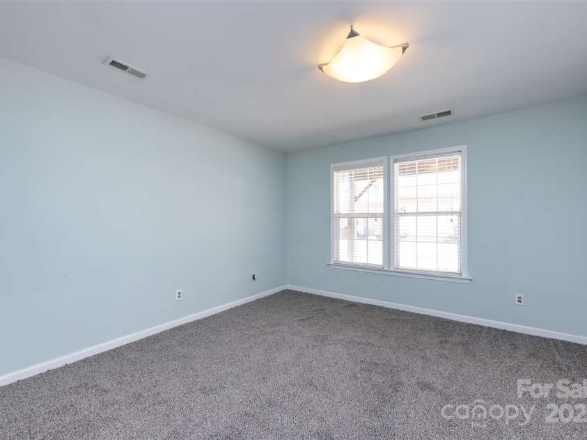 15623 Sir Charles Place, Charlotte, NC 28277.  MLS# CAR4257942, YatesRealty ID 18900. 1st Floor Bedroom