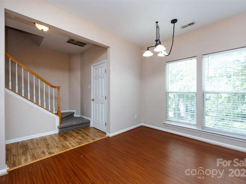 15623 Sir Charles Place, Charlotte, NC 28277.  MLS# CAR4257942, YatesRealty ID 18900. 