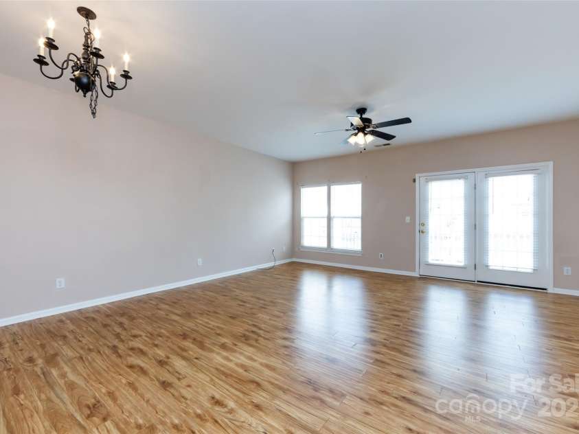 15623 Sir Charles Place, Charlotte, NC 28277.  MLS# CAR4257942, YatesRealty ID 18900. Living Room and Dining Room Combo