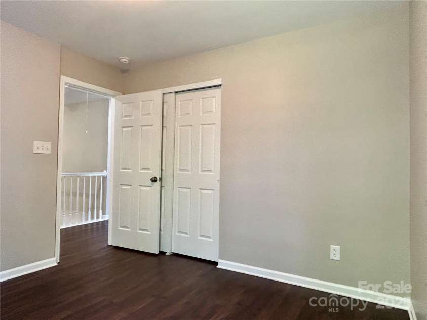 13913 Pinyon Pine Lane, Charlotte, NC 28215.  MLS# CAR4258668, YatesRealty ID 18901. 