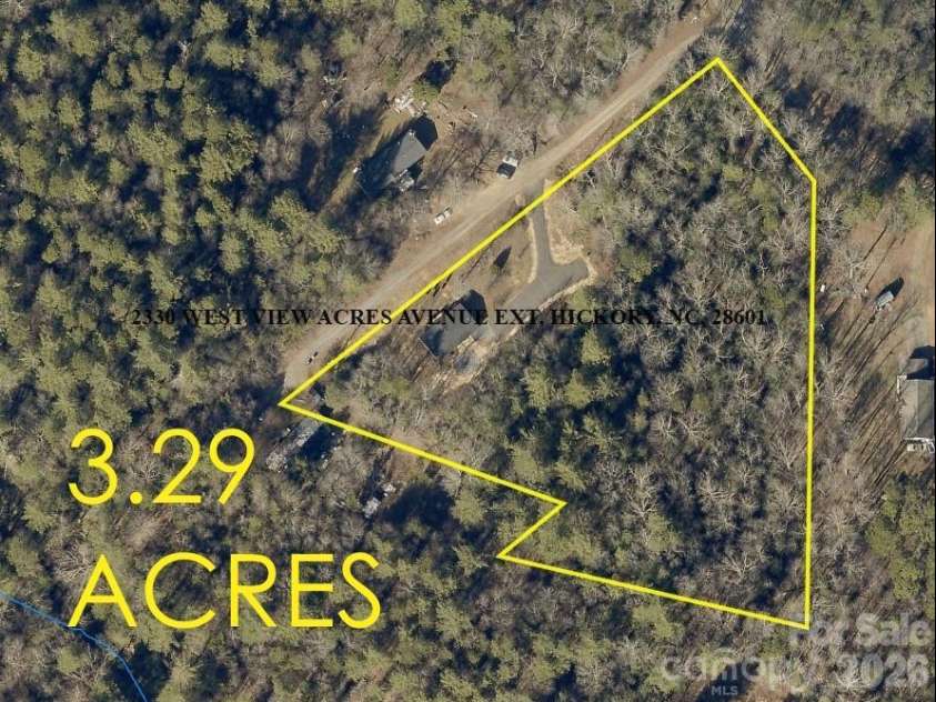 2330 West View Acres Avenue Extension, Hickory, NC 28601.  MLS# CAR4374900, YatesRealty ID 18901. 