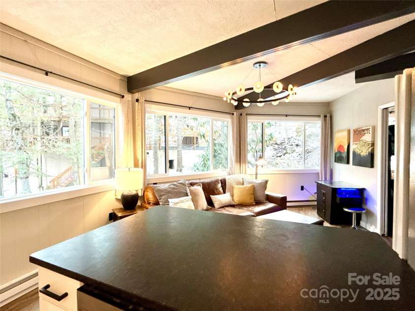 109 Beechwood Lane, Beech Mountain, NC 28604.  MLS# CAR4259701, YatesRealty ID 18902. Lower Unit