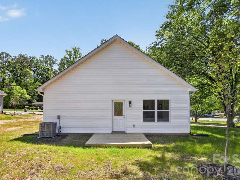 2111 Gardner Street, Gastonia, NC 28054.  MLS# CAR4370845, YatesRealty ID 18902. Representation