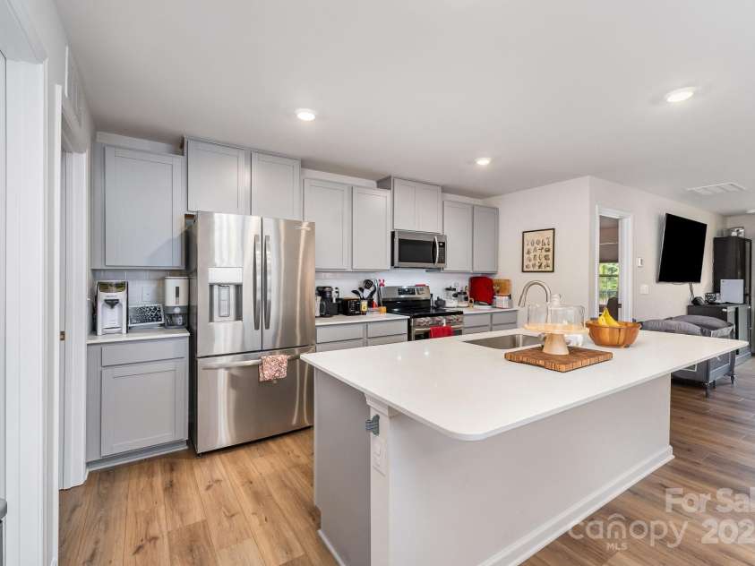 2317 Trollinger Drive, Catawba, NC 28609.  MLS# CAR4265363, YatesRealty ID 18905. 