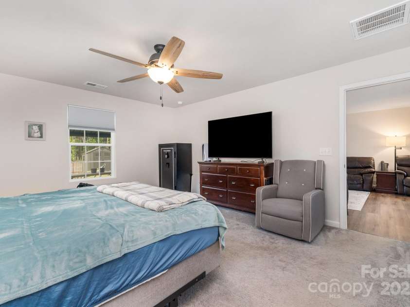 2317 Trollinger Drive, Catawba, NC 28609.  MLS# CAR4265363, YatesRealty ID 18905. 