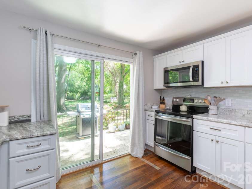 812 Ransom Street, Gastonia, NC 28052.  MLS# CAR4354917, YatesRealty ID 18906. 