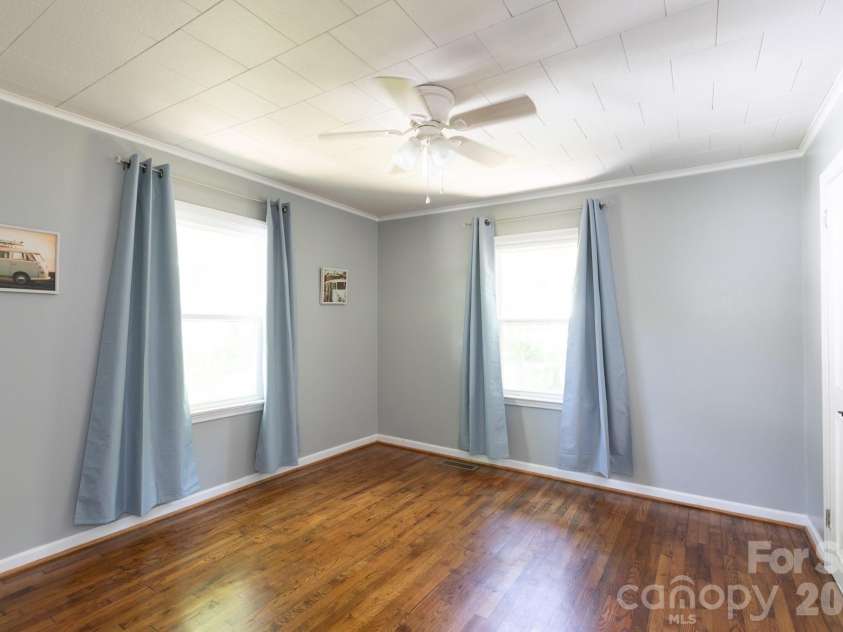 812 Ransom Street, Gastonia, NC 28052.  MLS# CAR4354917, YatesRealty ID 18906. 