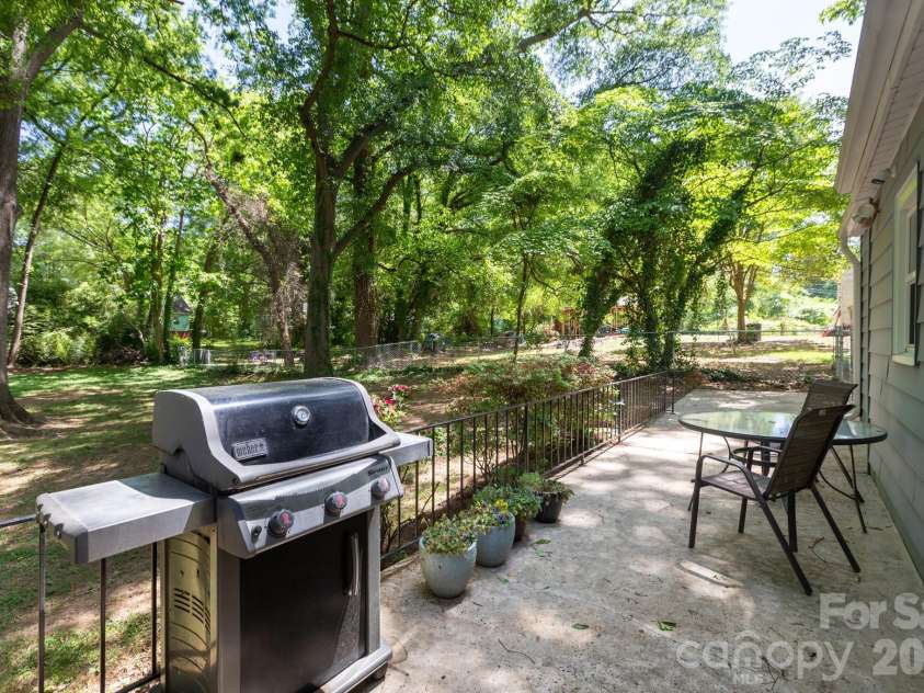 812 Ransom Street, Gastonia, NC 28052.  MLS# CAR4354917, YatesRealty ID 18906. 
