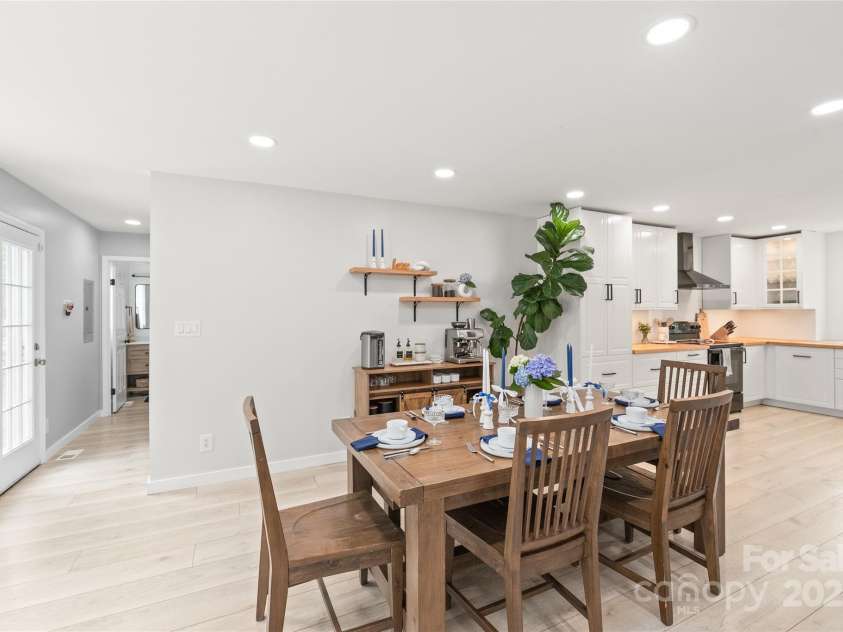 9004 Lauriston Place, Mint Hill, NC 28227.  MLS# CAR4264496, YatesRealty ID 18907. 