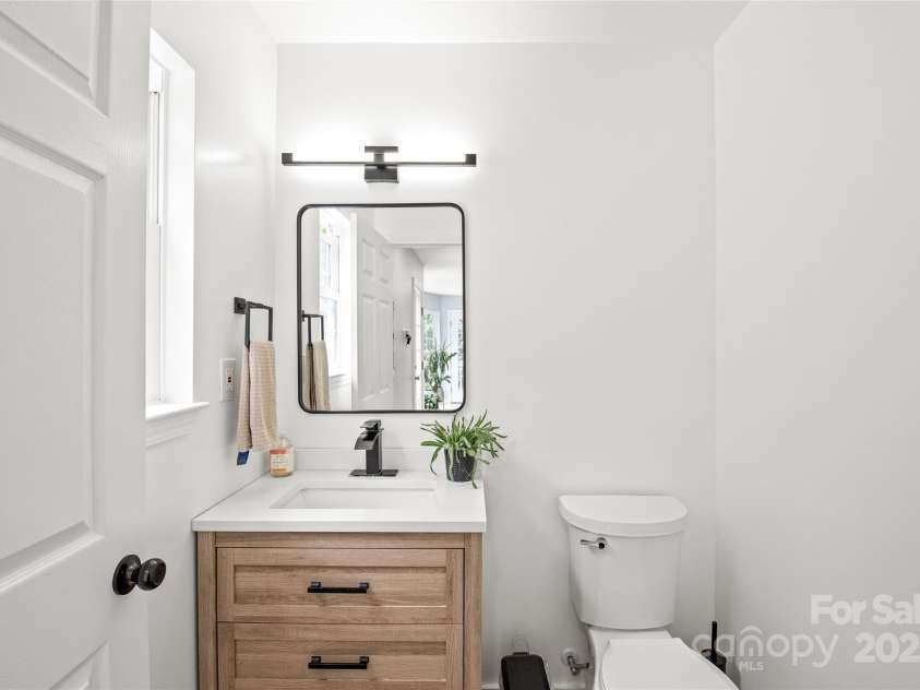 9004 Lauriston Place, Mint Hill, NC 28227.  MLS# CAR4264496, YatesRealty ID 18907. 