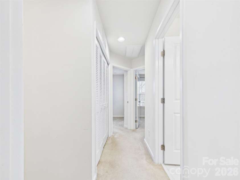2440 Mariners Cove Lane, Denver, NC 28037.  MLS# CAR4341359, YatesRealty ID 18908. 