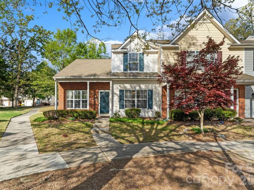 1539 Maypine Commons Way, Rock Hill, SC 29732.  MLS# CAR4367813, YatesRealty ID 18909. 