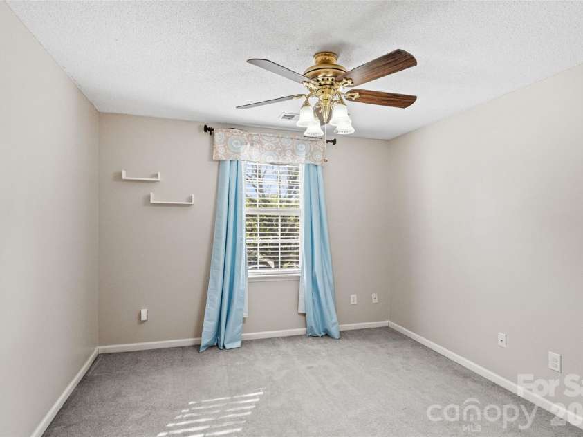 1539 Maypine Commons Way, Rock Hill, SC 29732.  MLS# CAR4367813, YatesRealty ID 18909. 