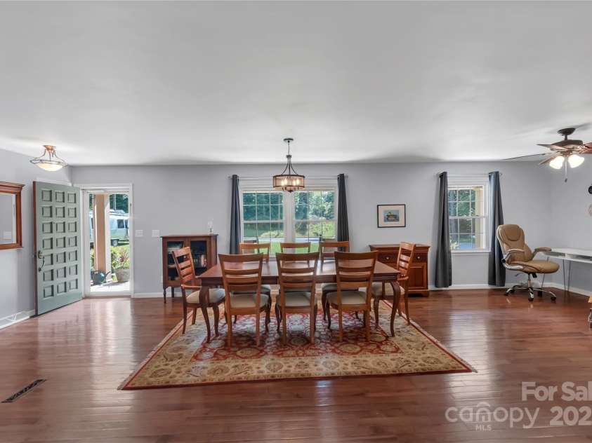 2010 Dogwood Trail, Shelby, NC 28150.  MLS# CAR4265578, YatesRealty ID 18909. 