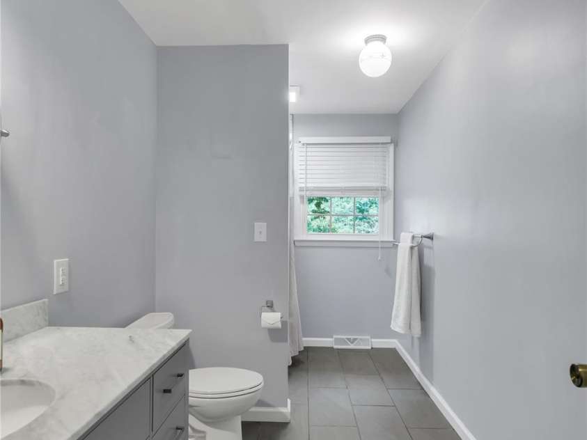 2010 Dogwood Trail, Shelby, NC 28150.  MLS# CAR4265578, YatesRealty ID 18909. 