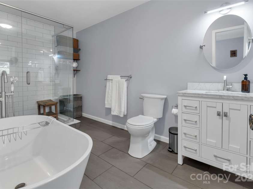 2010 Dogwood Trail, Shelby, NC 28150.  MLS# CAR4265578, YatesRealty ID 18909. 