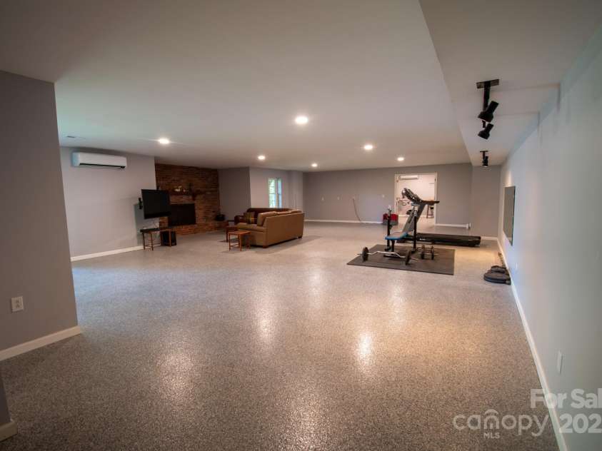 2010 Dogwood Trail, Shelby, NC 28150.  MLS# CAR4265578, YatesRealty ID 18909. 