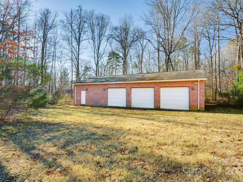 1020 Pebble Point, Salisbury, NC 28146.  MLS# CAR4329789, YatesRealty ID 1891. 