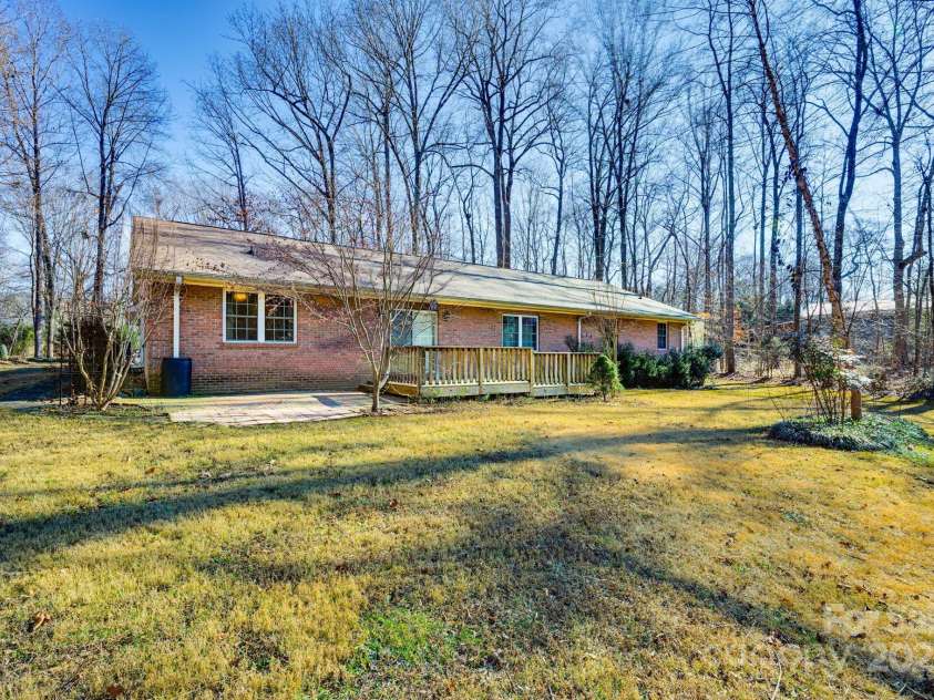 1020 Pebble Point, Salisbury, NC 28146.  MLS# CAR4329789, YatesRealty ID 1891. 