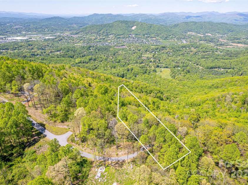 2 Laurel Ledge Way, Fletcher, NC 28732.  MLS# CAR4164145, YatesRealty ID 1891. Aerial