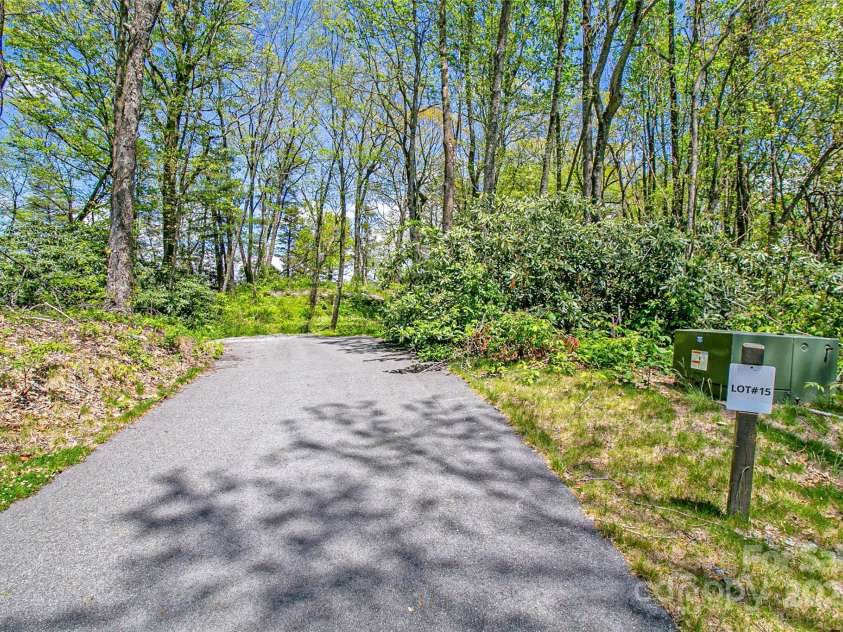 2 Laurel Ledge Way, Fletcher, NC 28732.  MLS# CAR4164145, YatesRealty ID 1891. Entrance to Lot 15