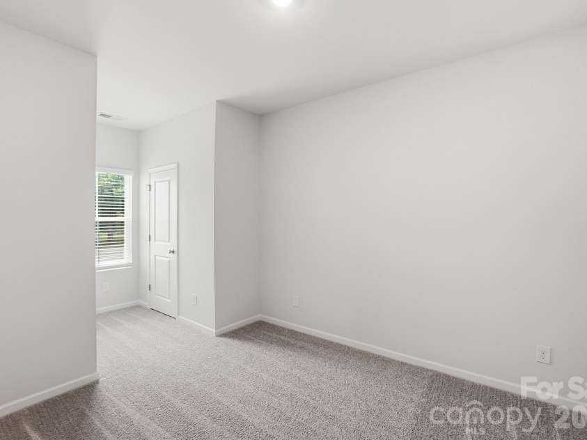 5835 Tuckaseegee Road, Charlotte, NC 28208.  MLS# CAR4401603, YatesRealty ID 18910. 