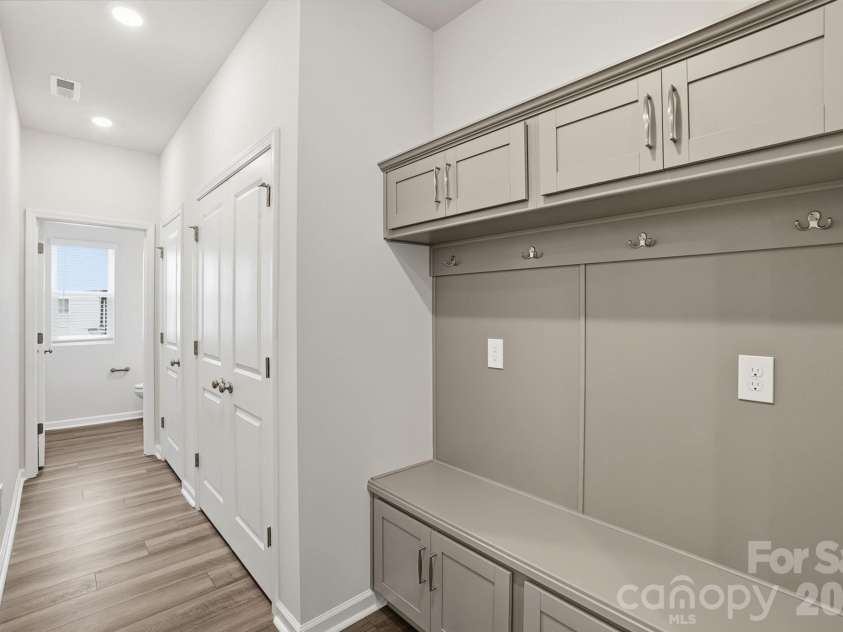 5835 Tuckaseegee Road, Charlotte, NC 28208.  MLS# CAR4401603, YatesRealty ID 18910. Mudroom