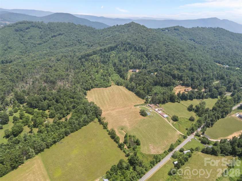 1305 Halltown Road, Spruce Pine, NC 28777.  MLS# CAR4377714, YatesRealty ID 18911. 