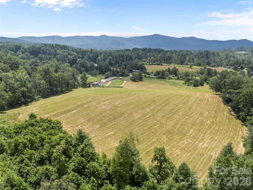 1305 Halltown Road, Spruce Pine, NC 28777.  MLS# CAR4377714, YatesRealty ID 18911. 