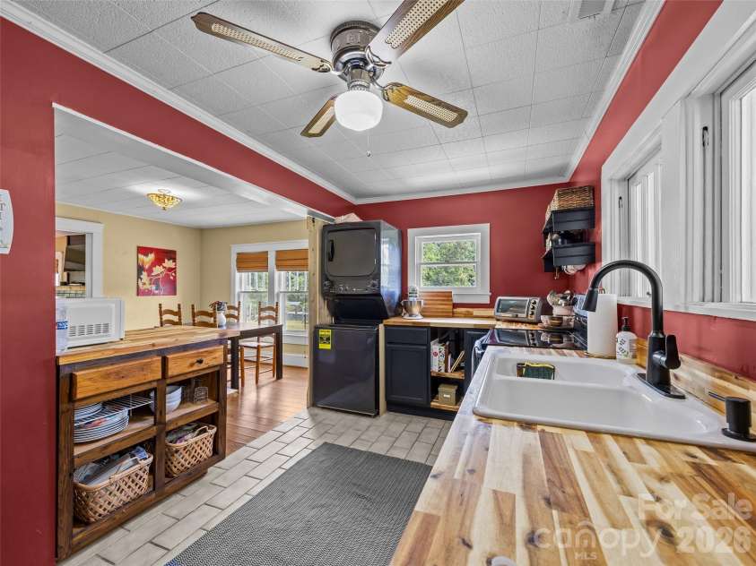 1305 Halltown Road, Spruce Pine, NC 28777.  MLS# CAR4377714, YatesRealty ID 18911. 