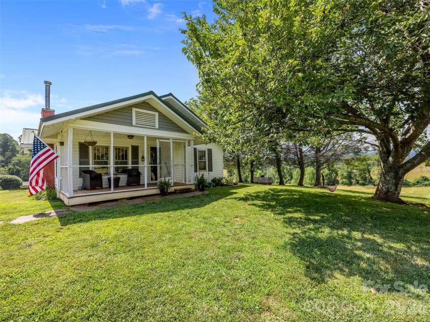 1305 Halltown Road, Spruce Pine, NC 28777.  MLS# CAR4377714, YatesRealty ID 18911. 