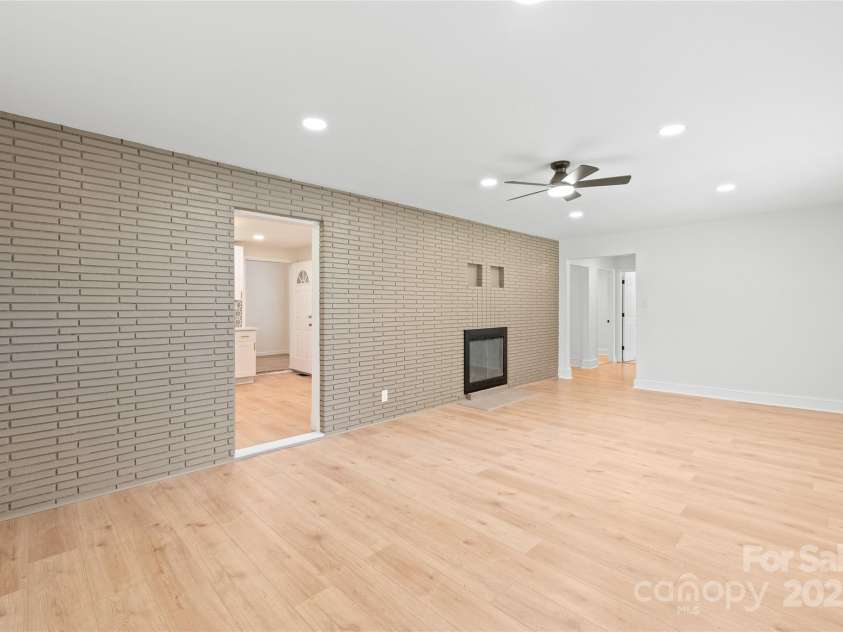 518 Westside Circle, China Grove, NC 28023.  MLS# CAR4258496, YatesRealty ID 18912. 