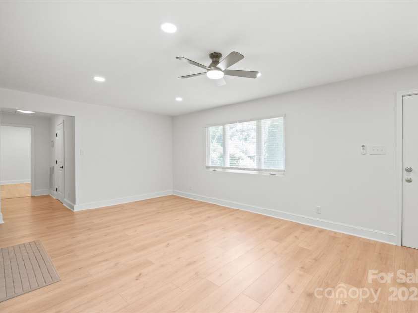 518 Westside Circle, China Grove, NC 28023.  MLS# CAR4258496, YatesRealty ID 18912. 