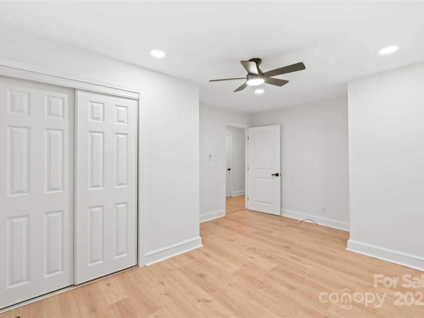 518 Westside Circle, China Grove, NC 28023.  MLS# CAR4258496, YatesRealty ID 18912. 