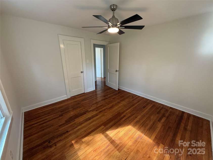 322 Buffalo Street, Shelby, NC 28150.  MLS# CAR4268375, YatesRealty ID 18914. 