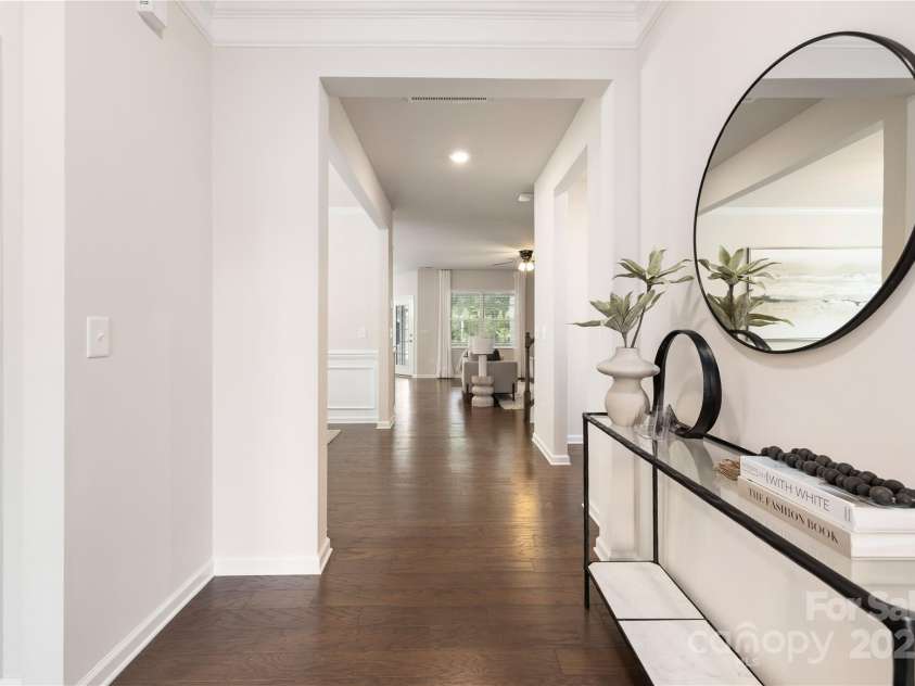 14210 Asbury Park Road, Huntersville, NC 28078.  MLS# CAR4252719, YatesRealty ID 18916. Entryway