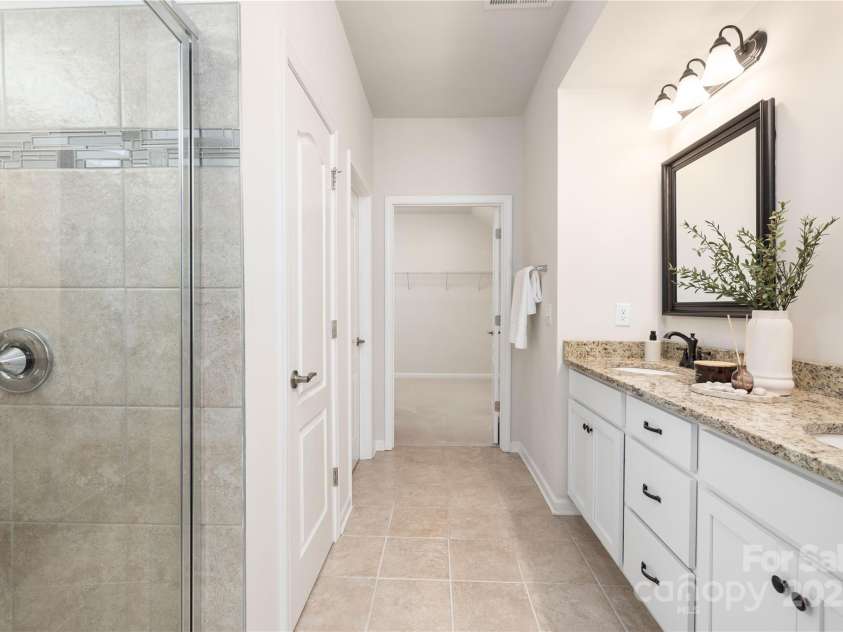 14210 Asbury Park Road, Huntersville, NC 28078.  MLS# CAR4252719, YatesRealty ID 18916. Primary bathroom
