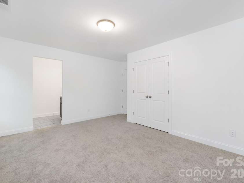 7717 Nautical View Drive, Denver, NC 28037.  MLS# CAR4304896, YatesRealty ID 18916. 