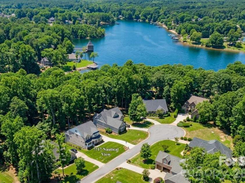 7717 Nautical View Drive, Denver, NC 28037.  MLS# CAR4304896, YatesRealty ID 18916. 