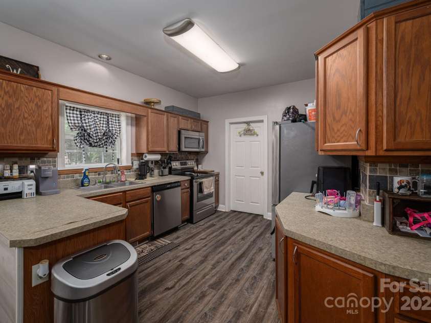 167 Brown Watterson Road, Cherryville, NC 28021.  MLS# CAR4256124, YatesRealty ID 18917. 